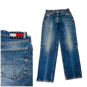 Men’s vintage Hilfiger Jeans Size 32x33 hi rise